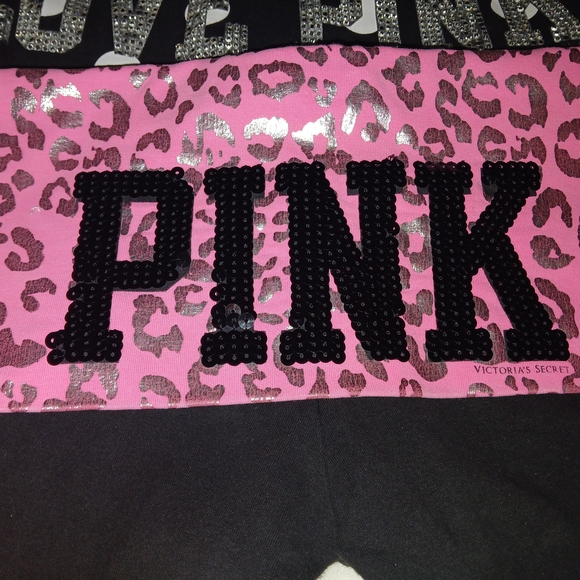 PINK Victoria's Secret Bling, Foil, Roses,Aztec Yoga Shorts 2011-2012 Yoga Short - Picture 3 of 10